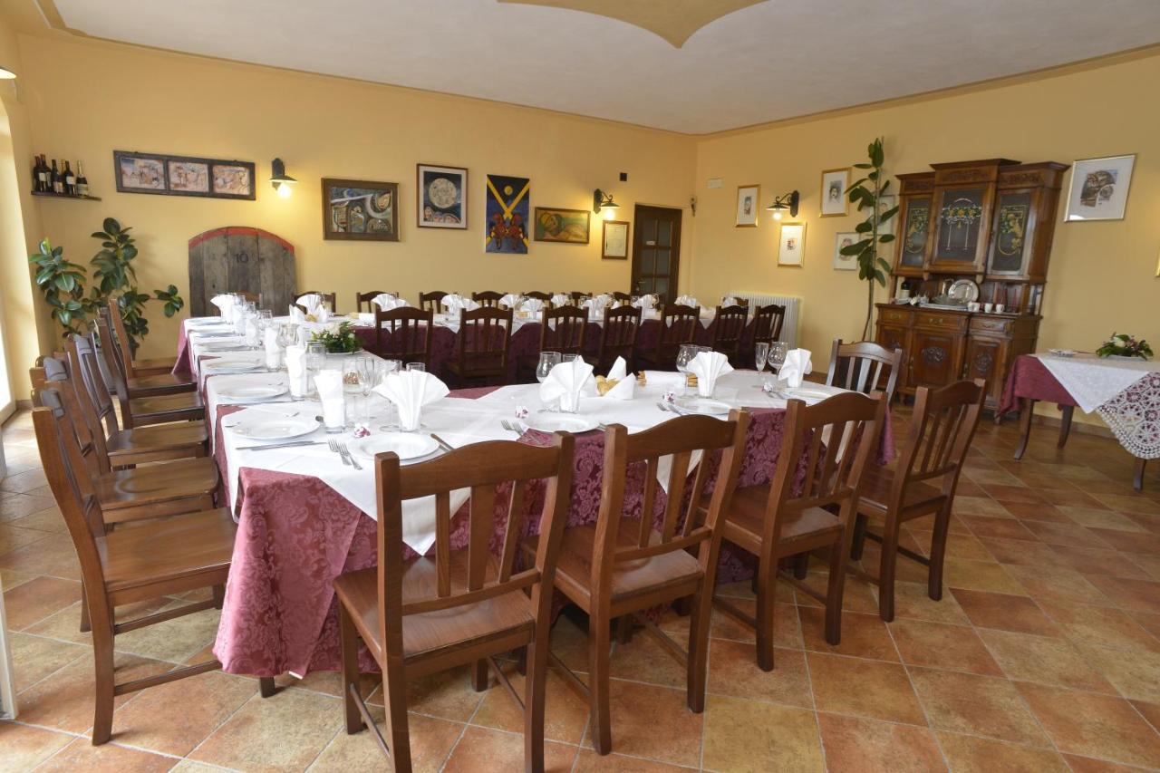 Montegrosso dʼAsti Hotel Ristorante Borgovecchio מראה חיצוני תמונה