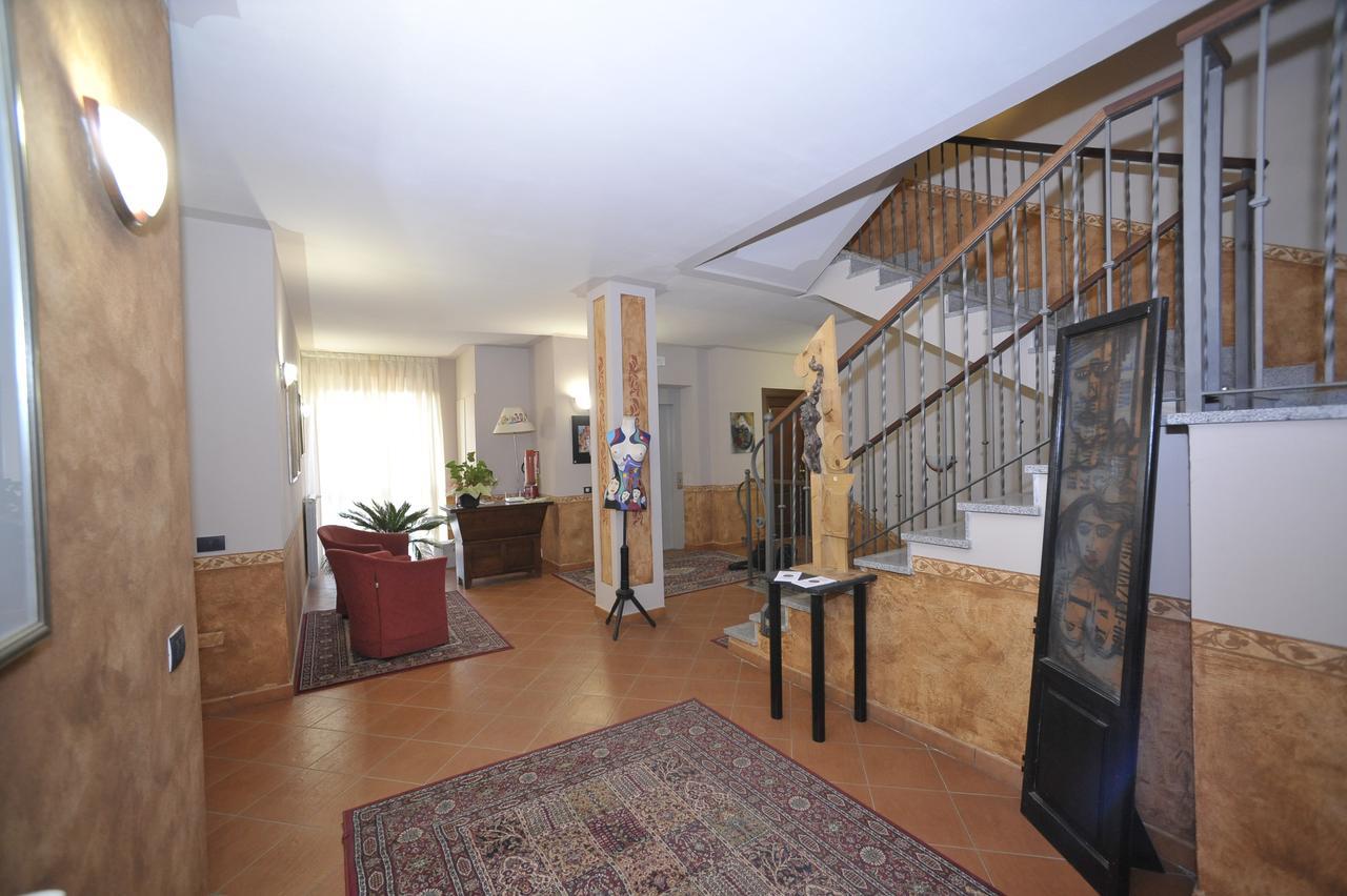 Montegrosso dʼAsti Hotel Ristorante Borgovecchio מראה חיצוני תמונה
